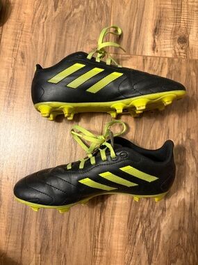 adidas Kids Black with Lime Green Accent Soccer Cleats